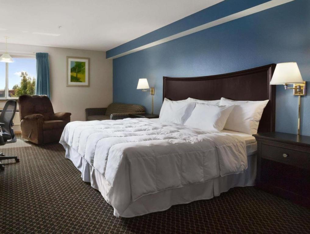 Days Inn By Wyndham Lacey Olympia Area Eksteriør billede