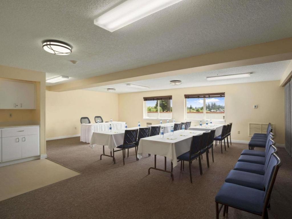 Days Inn By Wyndham Lacey Olympia Area Eksteriør billede